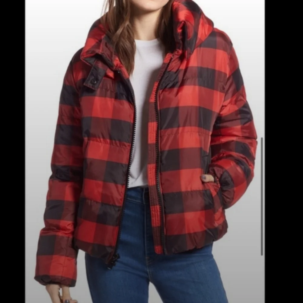 NWT KENDAL+KYLIE Buffalo plaid Puffer Coat R2681